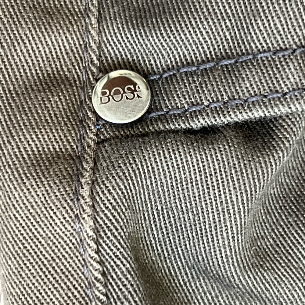 Hugo Boss since 1998 brown. - Picture 7 of 8